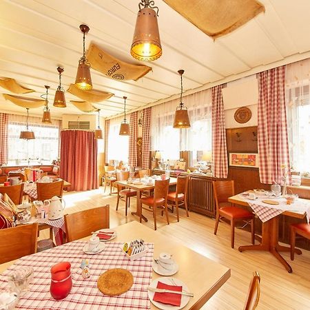 Hotel Zum Dicken Baum Mayen Eksteriør billede